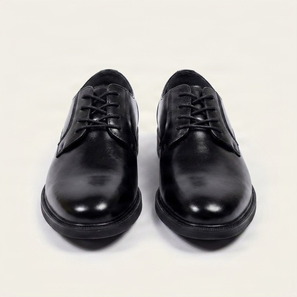 Men's leather derby shoes in black