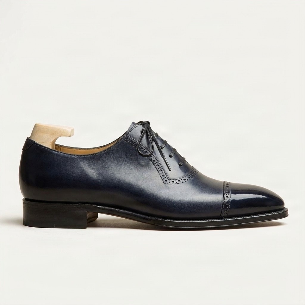 Navy leather cap toe brogues for men