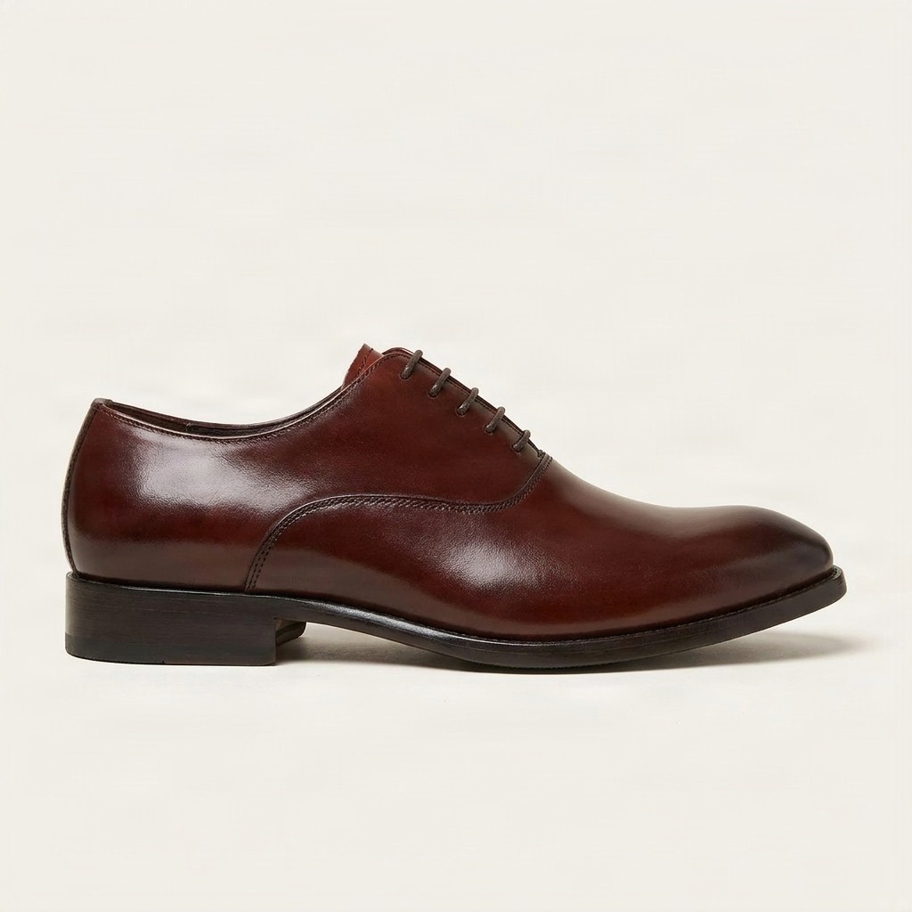 Men's leather oxford shoes in burgundy
