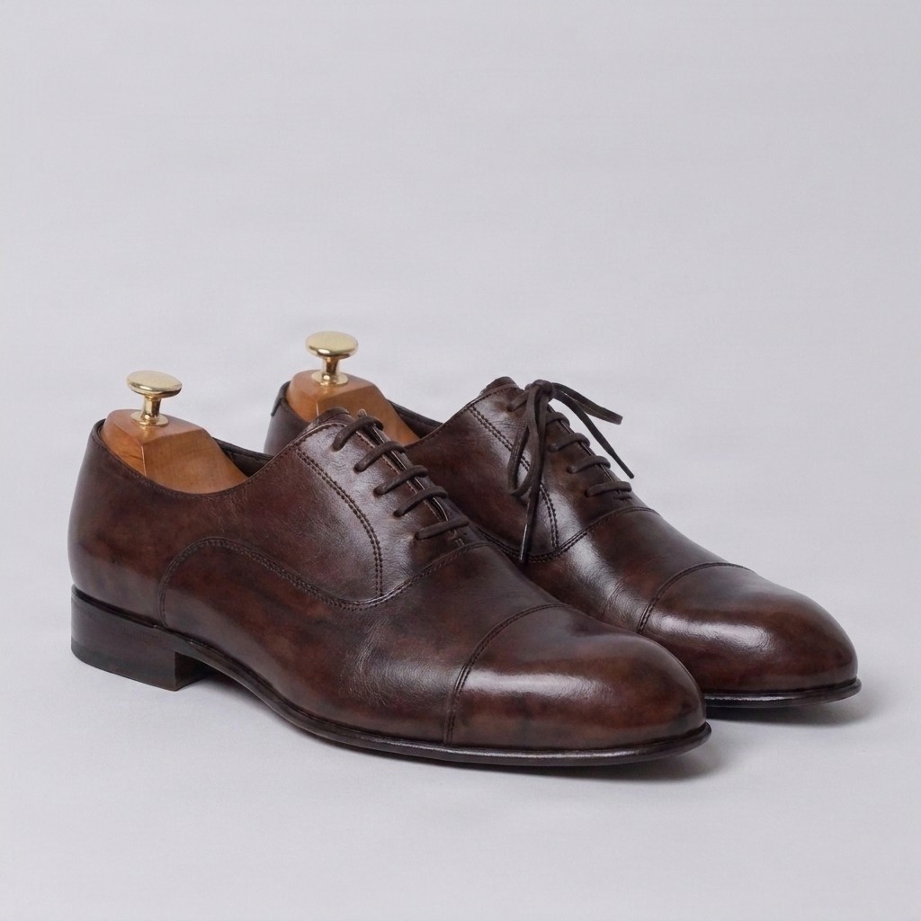 Men's leather oxford shoes cap toe round in brown