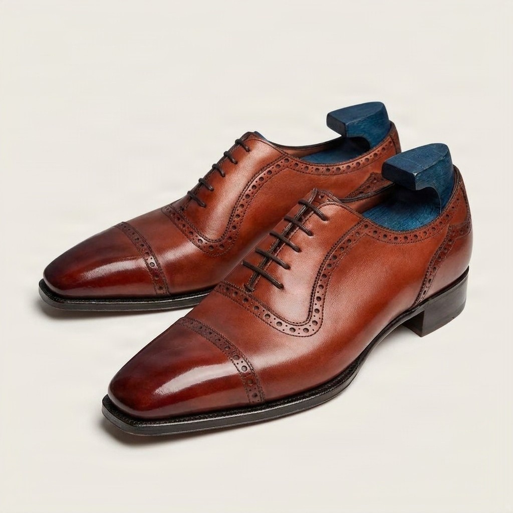 Men's cognac leather cap toe brogues