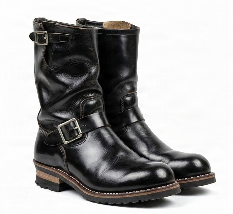 Men's black leather engineer boots
