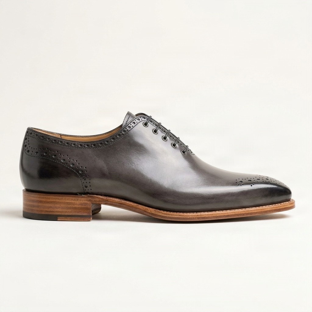 Grey leather brogues pointed toe for men