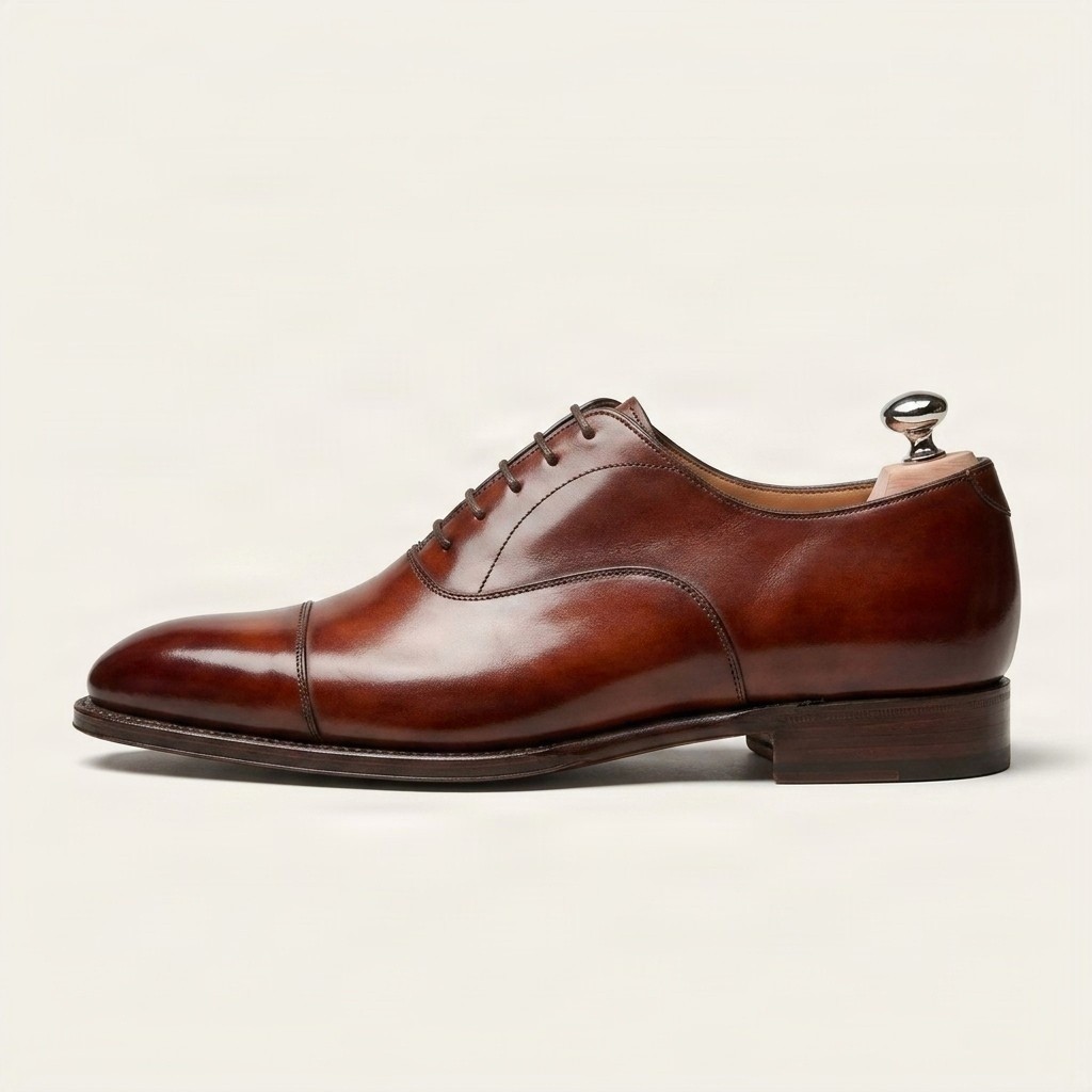 Men's leather oxford shoes cap toe seam in burgundy