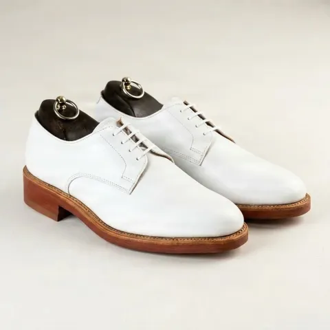 White leather derby shoes