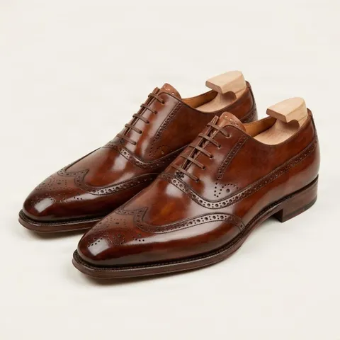 Brown leather shoes wingtips full brogues